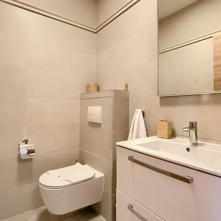 Appartamento Sunrise Fuer 6 Personen In Pula-stinjan Pola