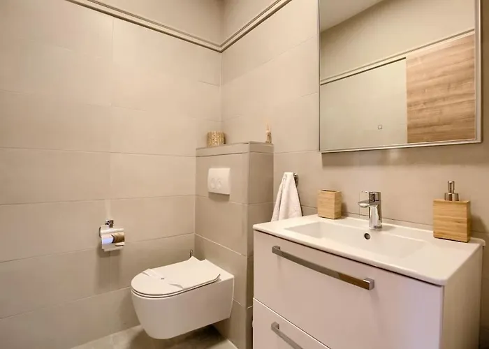 Apartment Sunrise Für 6 Personen In Pula-stinjan Pula